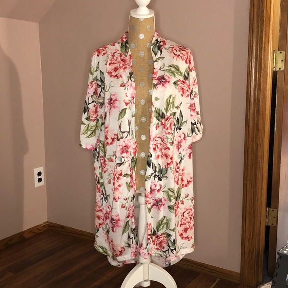 Show Me Your Mumu Floral Kimono Robe - Picture 2 of 6